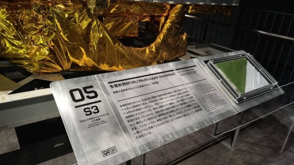 愛知県各務原市　展示パネル貼替作業