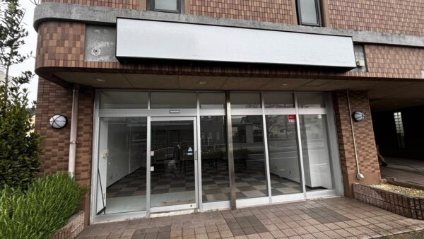 愛知県名古屋市守山区　看板撤去作業